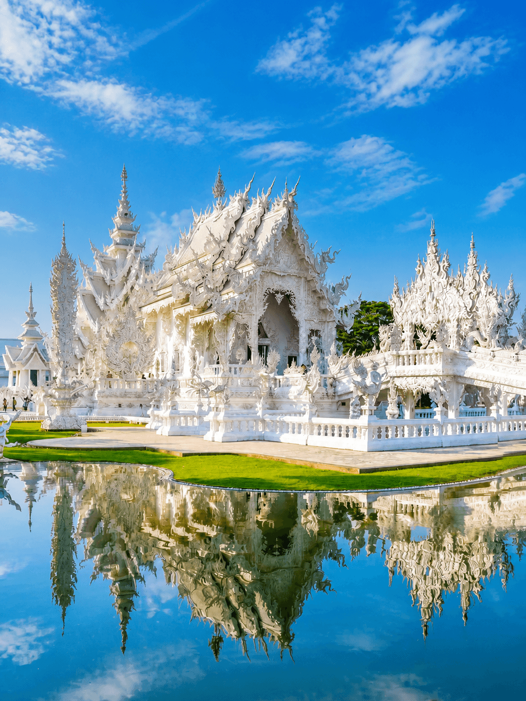 Relaxing in Thailand's Paradise